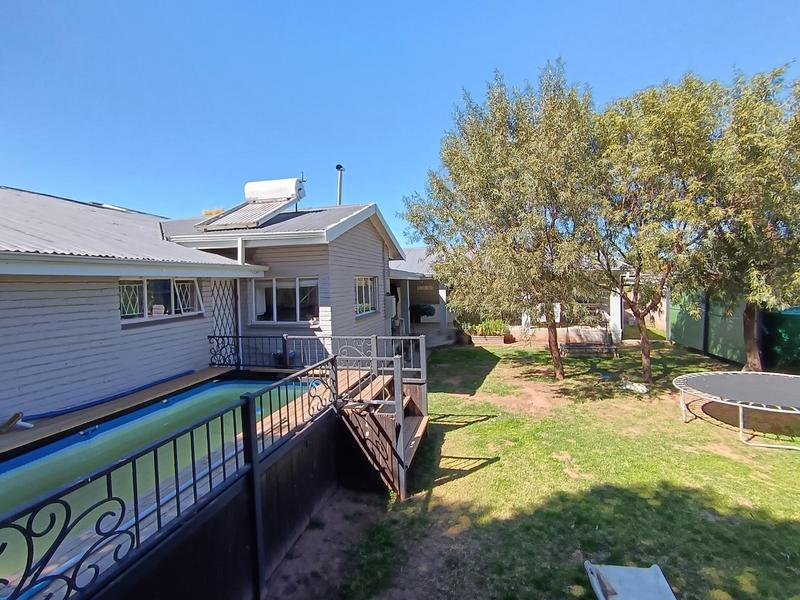 5 Bedroom Property for Sale in Bergsig Eastern Cape